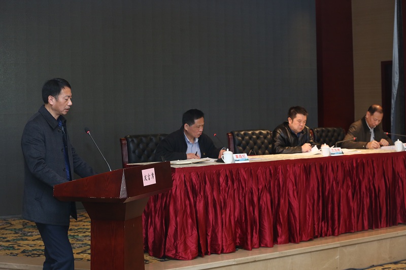 市人事考试局局长陈孔山作经验交流发言.jpg