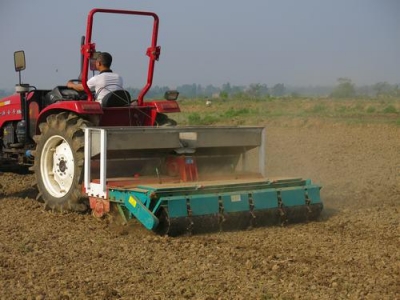 荆门掇刀区：推广水稻旱直播  解决秸秆还田难