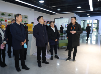 龙工场·荆门跨境电商产业园开园