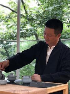 省人大代表肖勇：让“一片叶子”富一方百姓